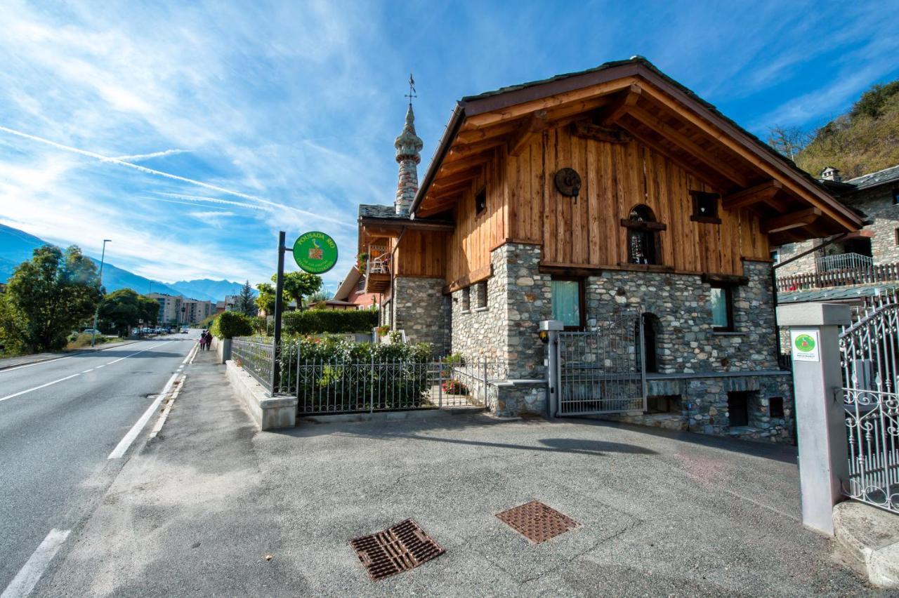 B&B Pousada Rio Aosta-Servizi Di Bed And Breakfast Saint-Christophe ภายนอก รูปภาพ