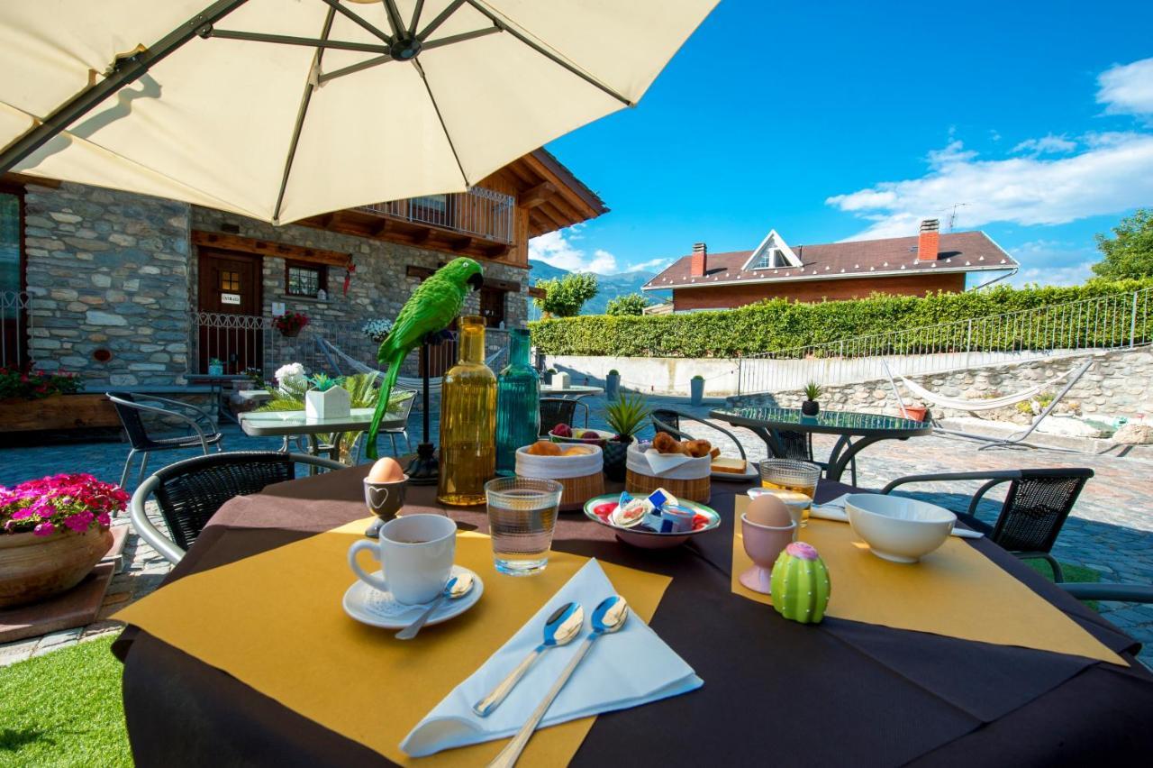 B&B Pousada Rio Aosta-Servizi Di Bed And Breakfast Saint-Christophe ภายนอก รูปภาพ