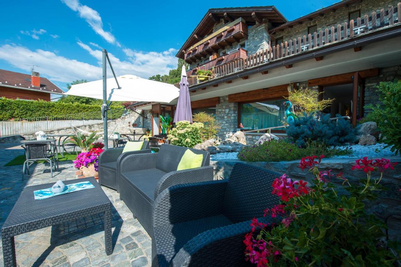 B&B Pousada Rio Aosta-Servizi Di Bed And Breakfast Saint-Christophe ภายนอก รูปภาพ